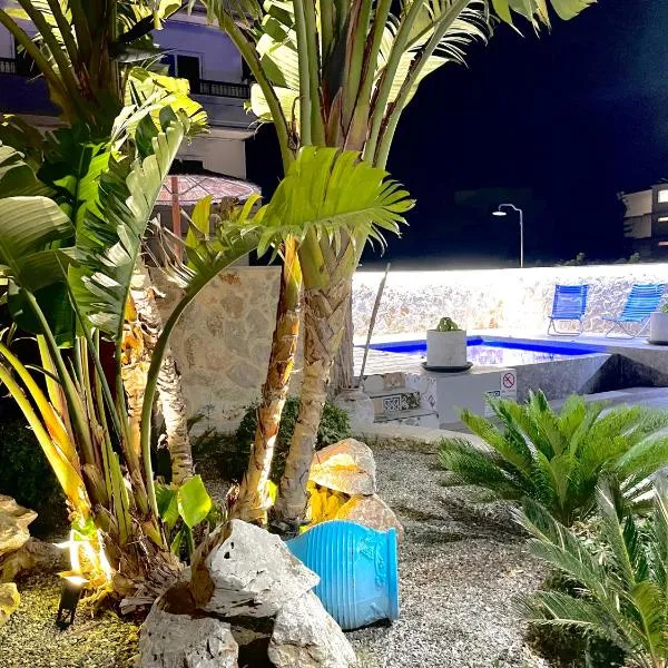 Kostas Studios、ファリラキのホテル