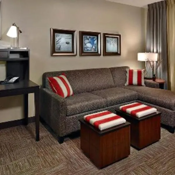 Staybridge Suites - Florence Center, an IHG Hotel、フローレンスのホテル