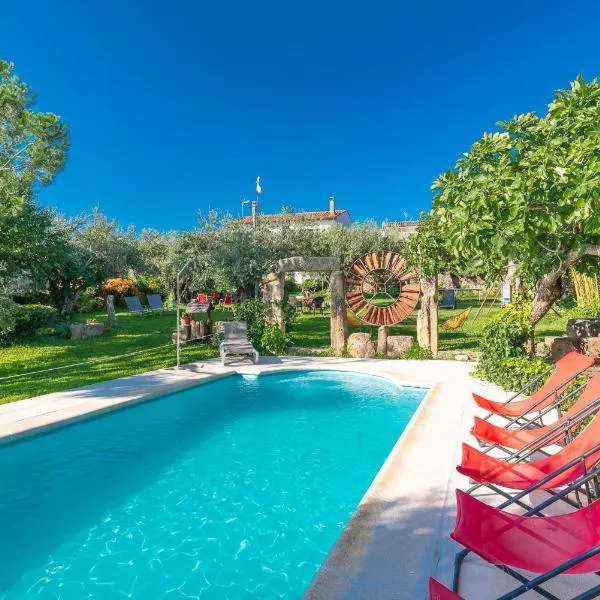 Apartamentos La Solana de Monfragüe, hotel Malpartida de Plasenciában