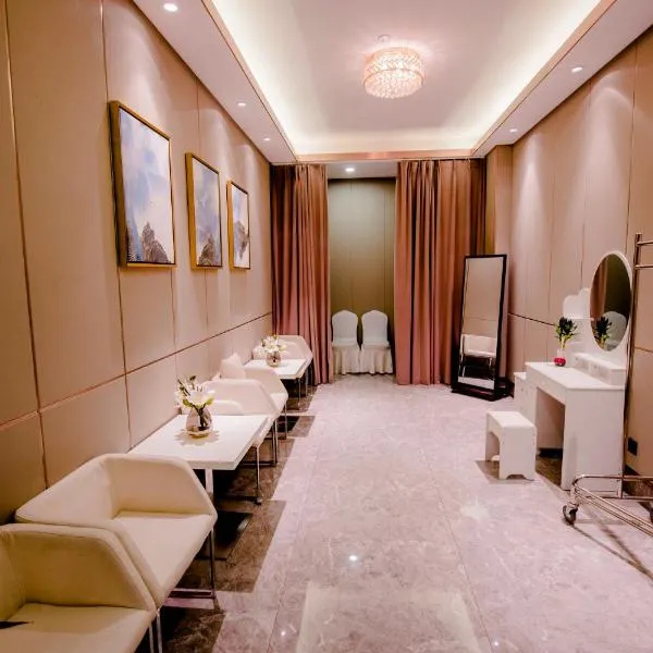 Holiday Inn Express Yinchuan Downtown by IHG、銀川市のホテル