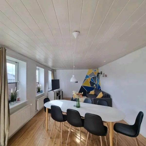 Willkommen in Frifelt Nähe Rømø mit wunderschönen Garten, hotel v destinaci Skærbæk