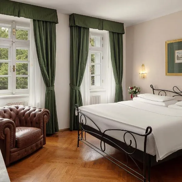 प्राग में, होटल Hotel Roma Prague