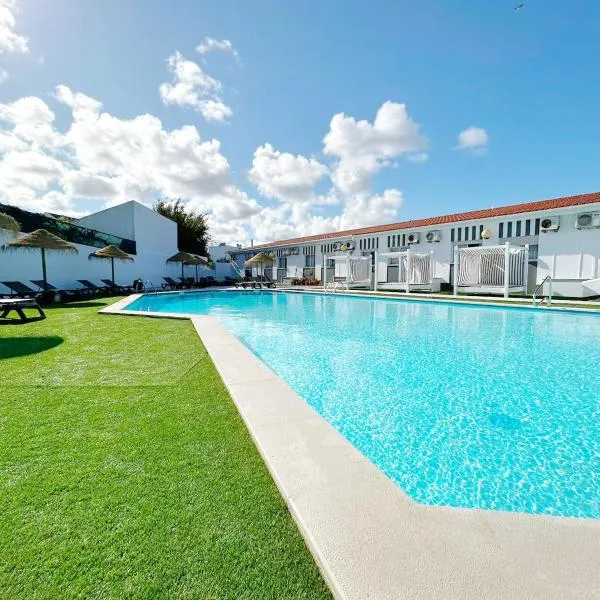Hotel HS Milfontes Beach - Duna Parque Group، فندق في فيلا نوفا دو ميلفونتيس