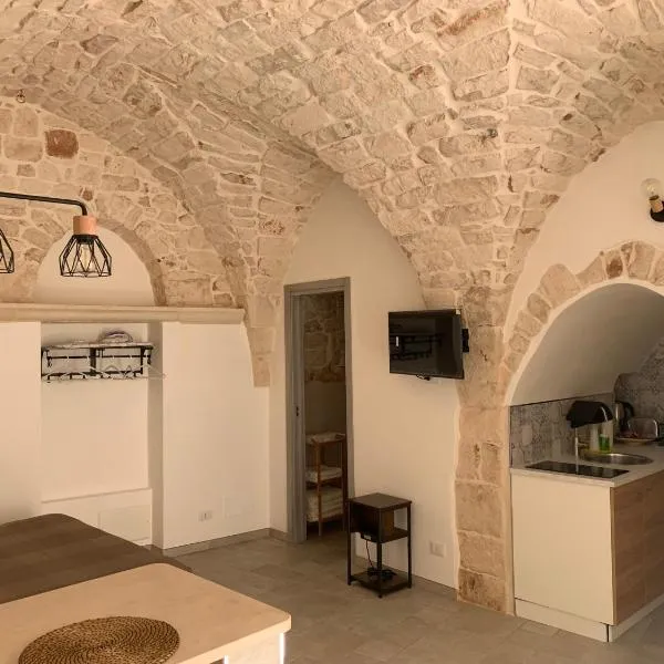 Franco Deluxe home, hotel in Ceglie Messapica
