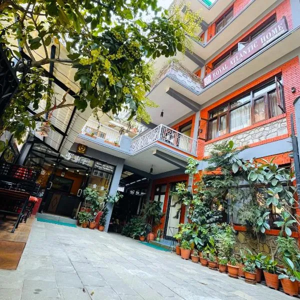 Viesnīca Hotel Atlantic pilsētā Dharampur