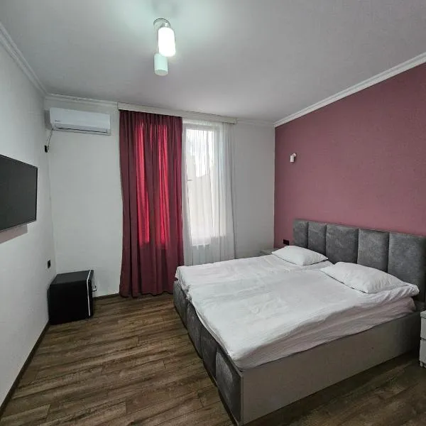 Urban hotel Tsalenjikha โรงแรมในTsalenjikha