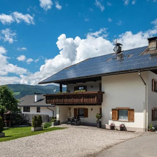 Oberhuberhof Rodeneck, hotel v destinaci Rodengo