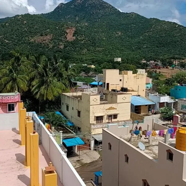 Sathya Guest House - 24 Hours Checkin & Checkout, hotel em Tiruvannāmalai