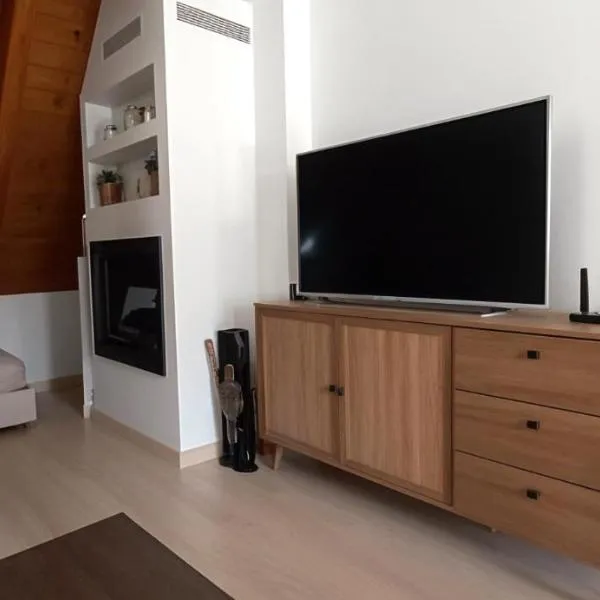 Apartamento centro de Sallent con WIFI – hotel w mieście Sallent de Gállego