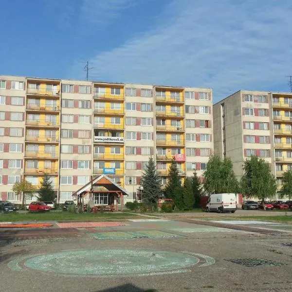 ŠD Jedlíkova 5, hotel v Košicích