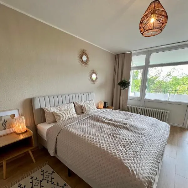 Up Wuljke19 neu renovierte Unterkunft inkl.PKW Stellplatz, hotel v destinaci Emden