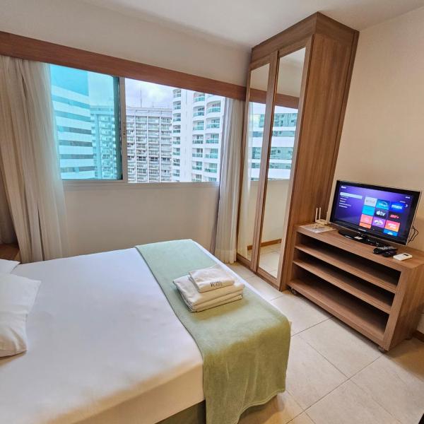 FLAT SAINT MORITZ EXPRESS, SHN QUADRA 1, COM ESTACIONAMENTO GRÁTIS, ESTAÇÃO DE RECARGA DE CARRO ELÉTRICO,AO LADO DA ESPLANADA DOS MINISTÉRIOS, PRÓXIMO AO ESTÁDIO MANÉ GARRINCHA, COM WI-FI, SMART TV, PISCINA, ACADEMIA, SAUNA, HIDROMASSAGEM By REI DOS FLATS - Foto 2