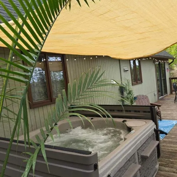 Pocono Mountain View Lake House in Lake Harmony, hotel in Lake Harmony