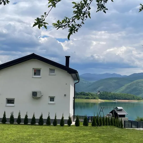 Vikendica Bošnjak, hotel en Proslapska Planina