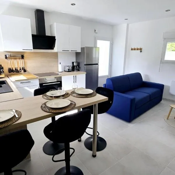 Maison 4 personnes - Louargat, hotel u gradu 'Louargat'