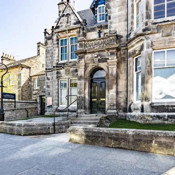 No1 Apartments & Bedrooms St Andrews - St Mary's, hotel v destinaci St Andrews