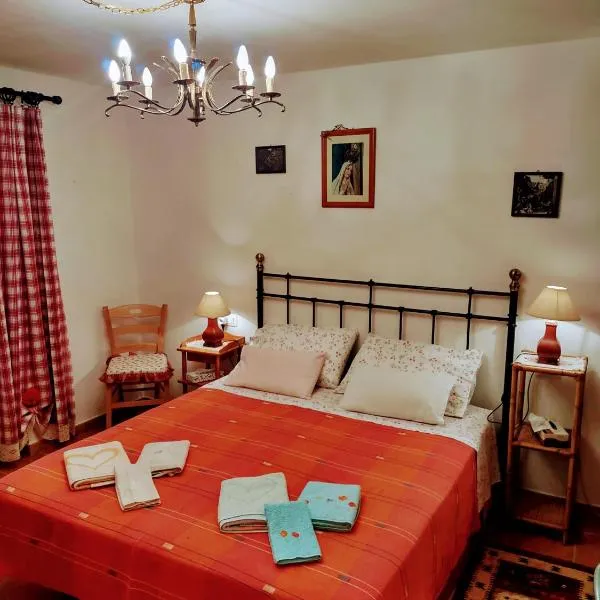 Alla Porta del Forno – hotel w mieście Roccascalegna