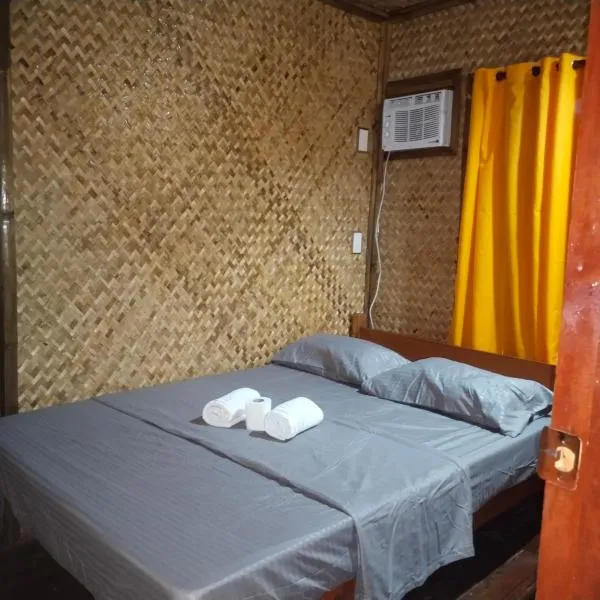 MarineroTravellers Inn, hotel in San Vicente