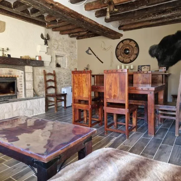 Gîte atypique NormandiK, hotel in Chailloué