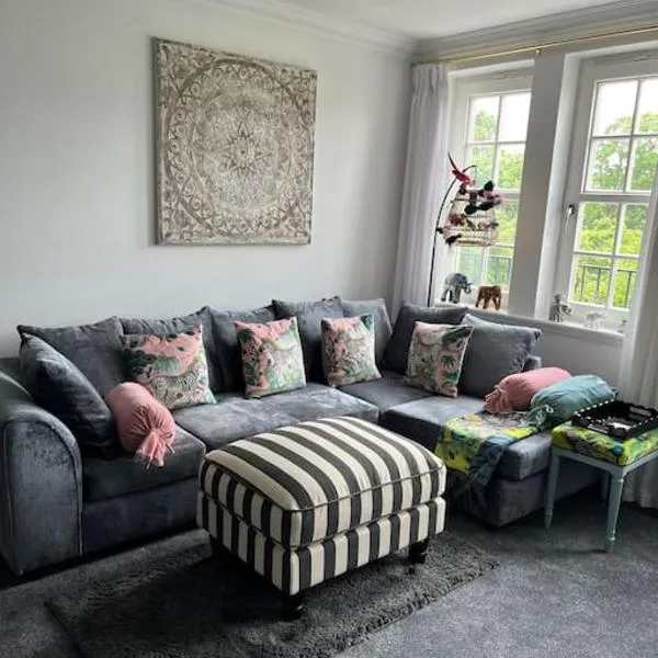 Central St Andrews 2 bed apartment, hotel in St. Andrews
