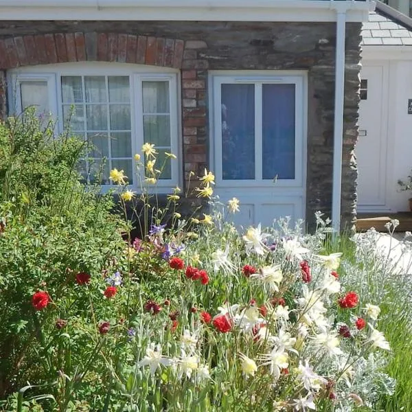 Rose's Cottage, hotel in Gorran Haven