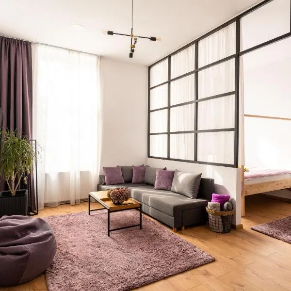 Urban Six Apartments: Făgăraş şehrinde bir otel