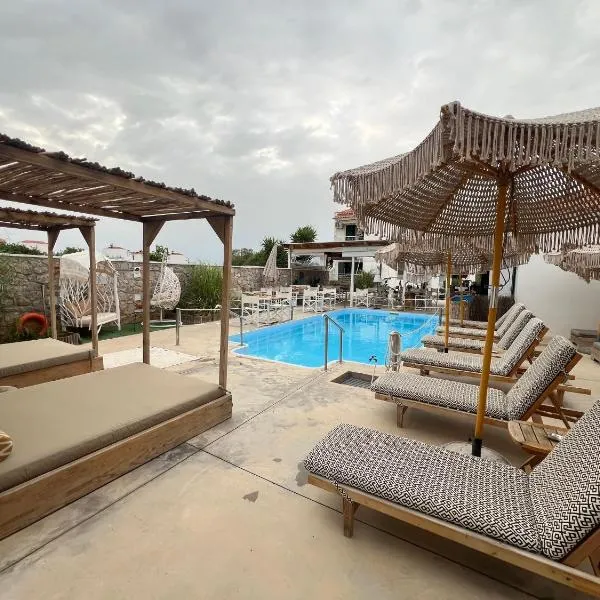 Koukounari Apartments, hotel di Skala