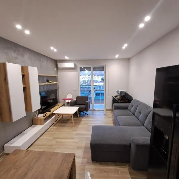 Gjoni's Apartment Kune Shengjin, hotel em Lezhë