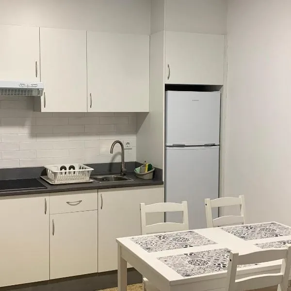 casa ribeiro 1, Hotel in Ribadavia