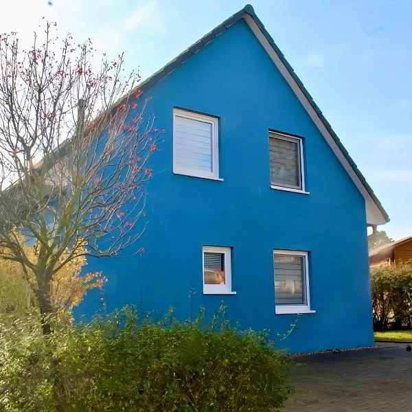 Seeurlaub Müritz - Haus Kranichflug, nur 200m zur Müritz, hotel in Röbel