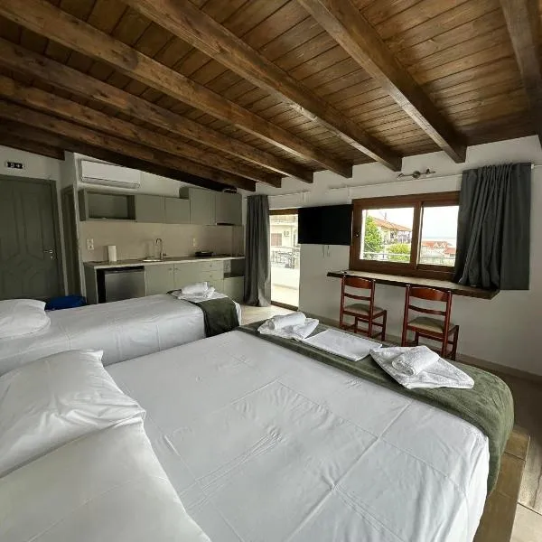 Azzurro, hotel din Paleros