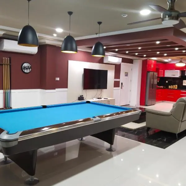 Luxurious Penthouse La Grande Résidence with Home Theater & Netflix, hotel in Angeles