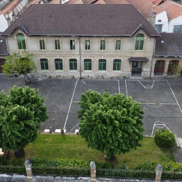 L'école buissonnière, hotel en Sautel