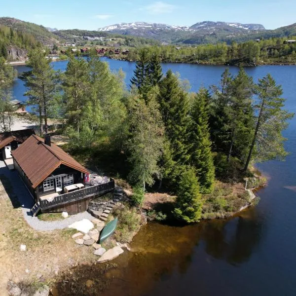 Holiday cottage with sauna close to Kjerag, hotel a Tjørhom