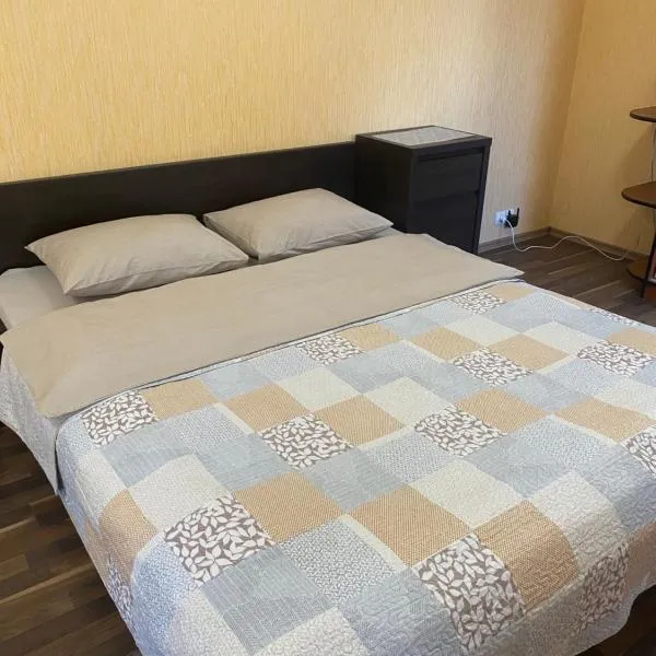Апартаменты в центре с парковкой, hotel in Cherkasy