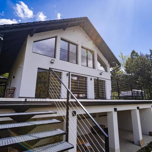 Vilabelvedere scorilo, hotel v destinaci Poiana Mărului