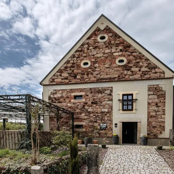 Barokni Spejchar, hotel in Dobřany