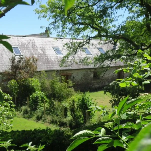 The Old Cowshed - Home Stay B and B, hotel di Pembroke