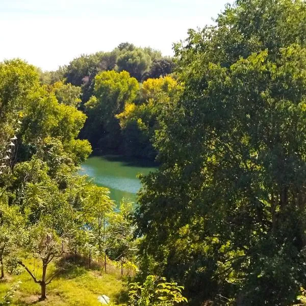charmant logis avec vue sur l'Hérault pour 4 personnes à Aniane, hotel em Aniane