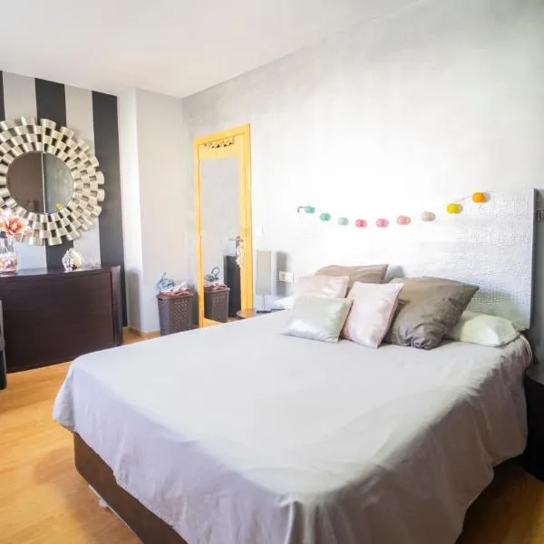 Apartamento Alhambra a 8 minutos del Centro de Granada con Piscina, hotel em Alhendín