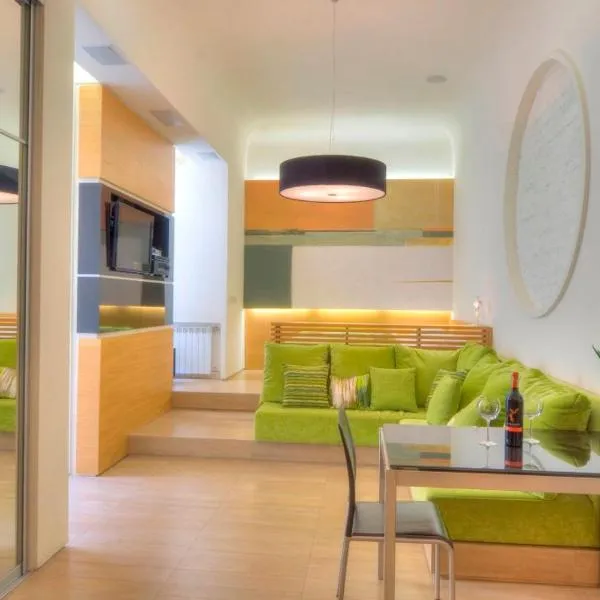 Studio with spa at Mykhailivs'kyi In, hotel in Kyiv