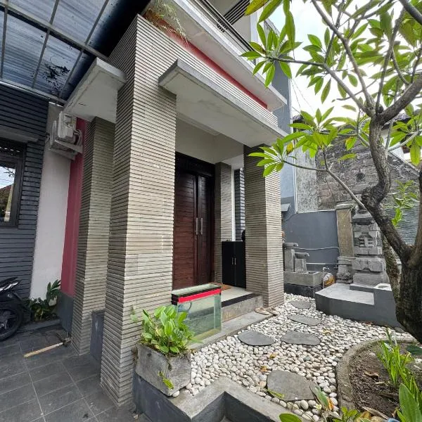 Summer House at the middle of Canggu and Ubud FREE scooter 1week, hotel u gradu Dalung