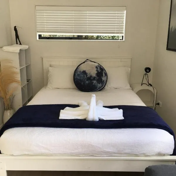 West Auckland Delight Stay, hotel in Auckland
