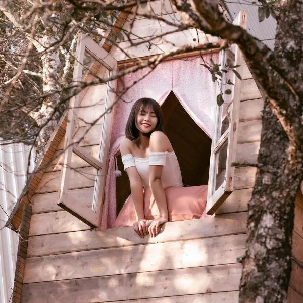 Happy Town Tà Xùa - Thị Trấn Vui Vẻ, hotel v mestu Bắc Yên