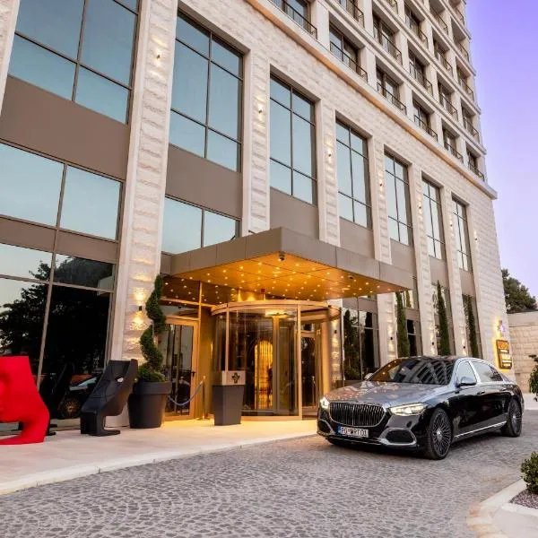 Merit Starlit Hotel & Residences, hotel din Budva