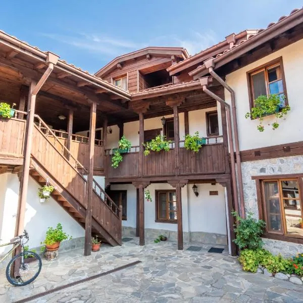 Chalet White Fang, hotel in Bansko