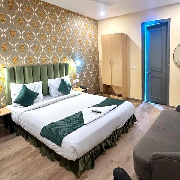 Nidra Hotel near Yashobhoomi Sector 10, Dwarka,Delhi, hotel in New Delhi