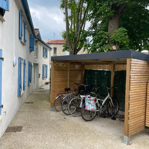 A -15min à Vélo du vieux Port La Rochelle 2, hotel in Aytré
