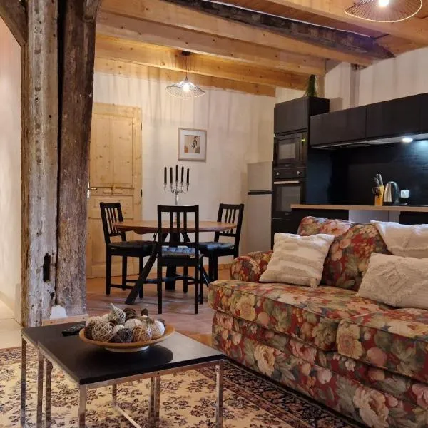 Maison Cassin47 – hotel w mieście Lavergne
