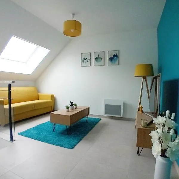 T2 NEUF DANS MAISON RENOVEE, Hotel in Mésigny